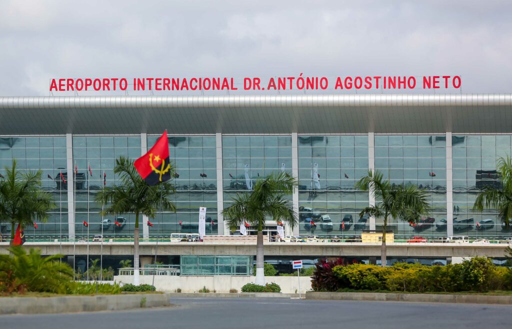 Ponto de embarque AIAAN — Dr. António Agostinho Neto
